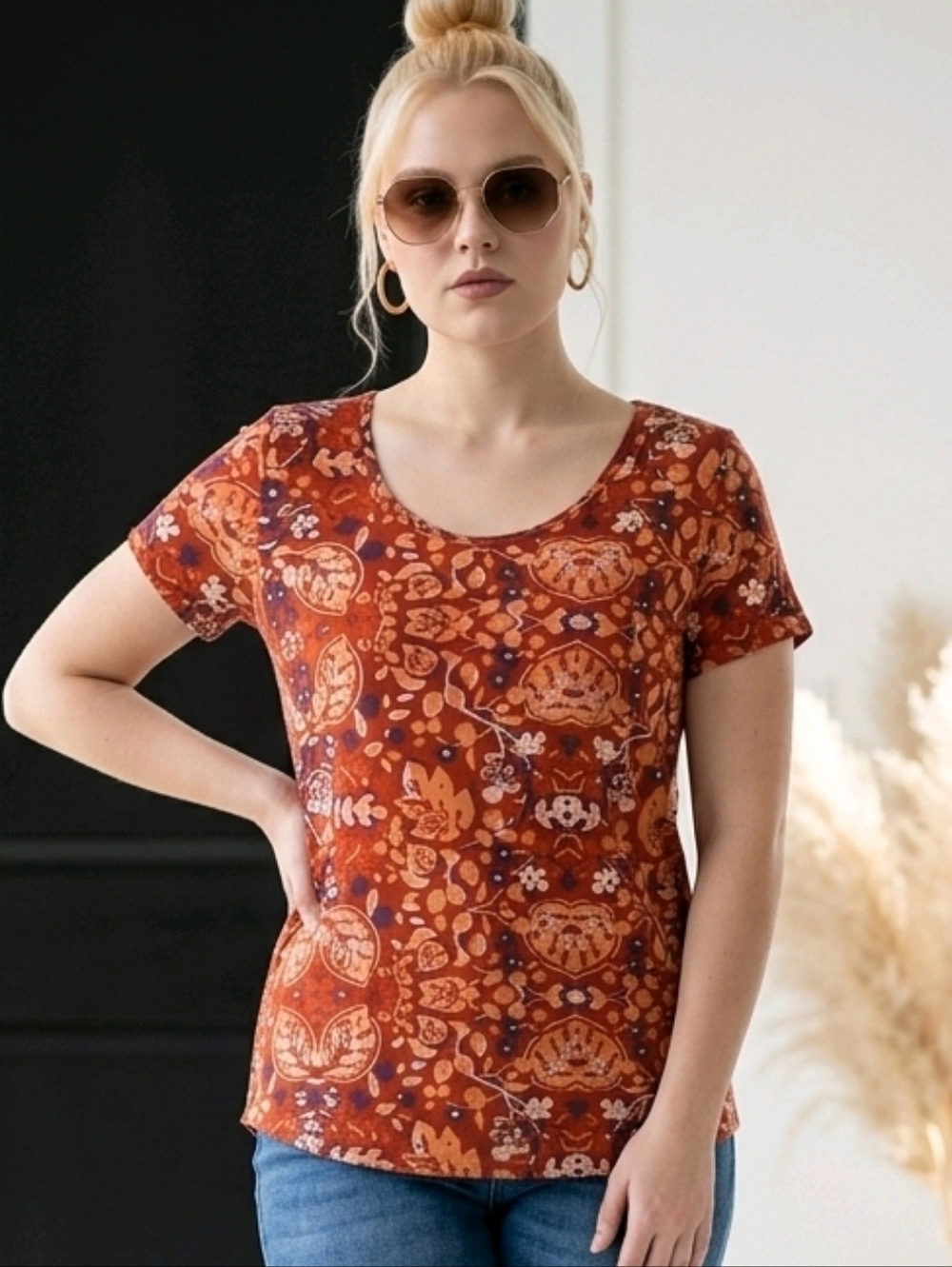NWT LuLaRoe  Rusty Floral Scoop Neck Classic Tee Short Sleeve Top Size XS